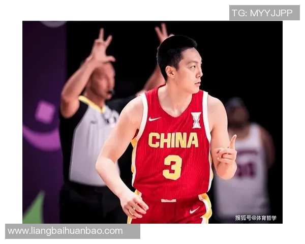 胡明轩的篮球之路:从青涩少年到国家队核心的成长历程与成就